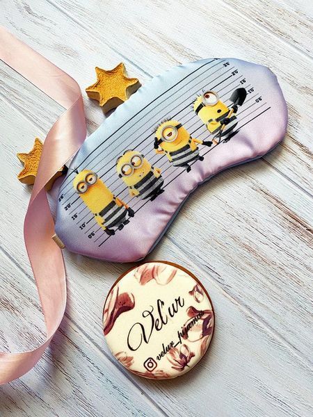 Піжама (шорти та майка) жіноча шовкова з принтом Minions блакитна 1230378772 фото