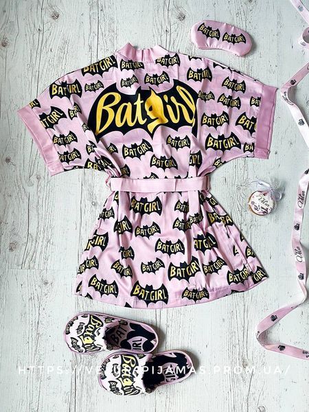 Комплект (піжама 2 шт. і халат) жіночий шовковий з принтом BatGirl рожевий 1463949910 фото