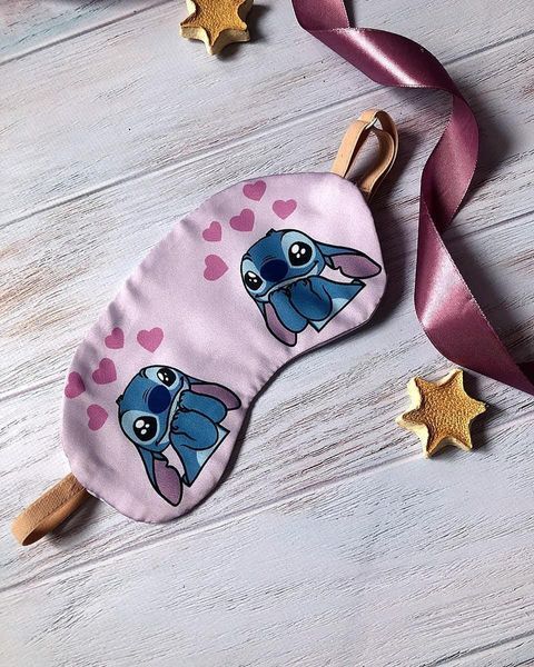 Піжама (шорти та майка) жіноча шовкова з принтом Stitch бузкова 1234281596 фото