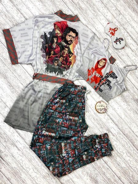 Комплект (піжама 2 шт. і халат) жіночий шовковий з принтом La casa de papel сірий 1301076392 фото