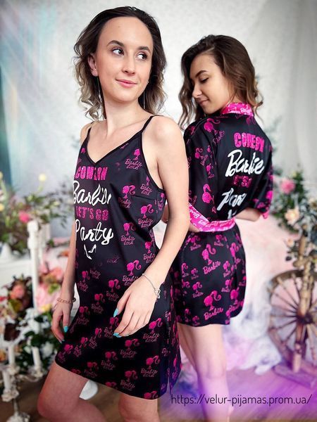 Комплект: піжама, ночнушка і халат жіночий шовковий з принтом Barbie чорний 1627317369 фото