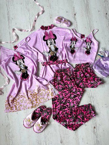 Комплект: піжама, нічна сорочка і халат жіночий шовковий з принтом Minnie Mouse, рожевий 1896749499 фото